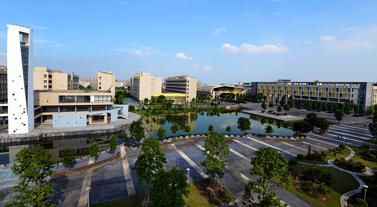 东莞理工学校风光 ——文笔塔下2.jpg