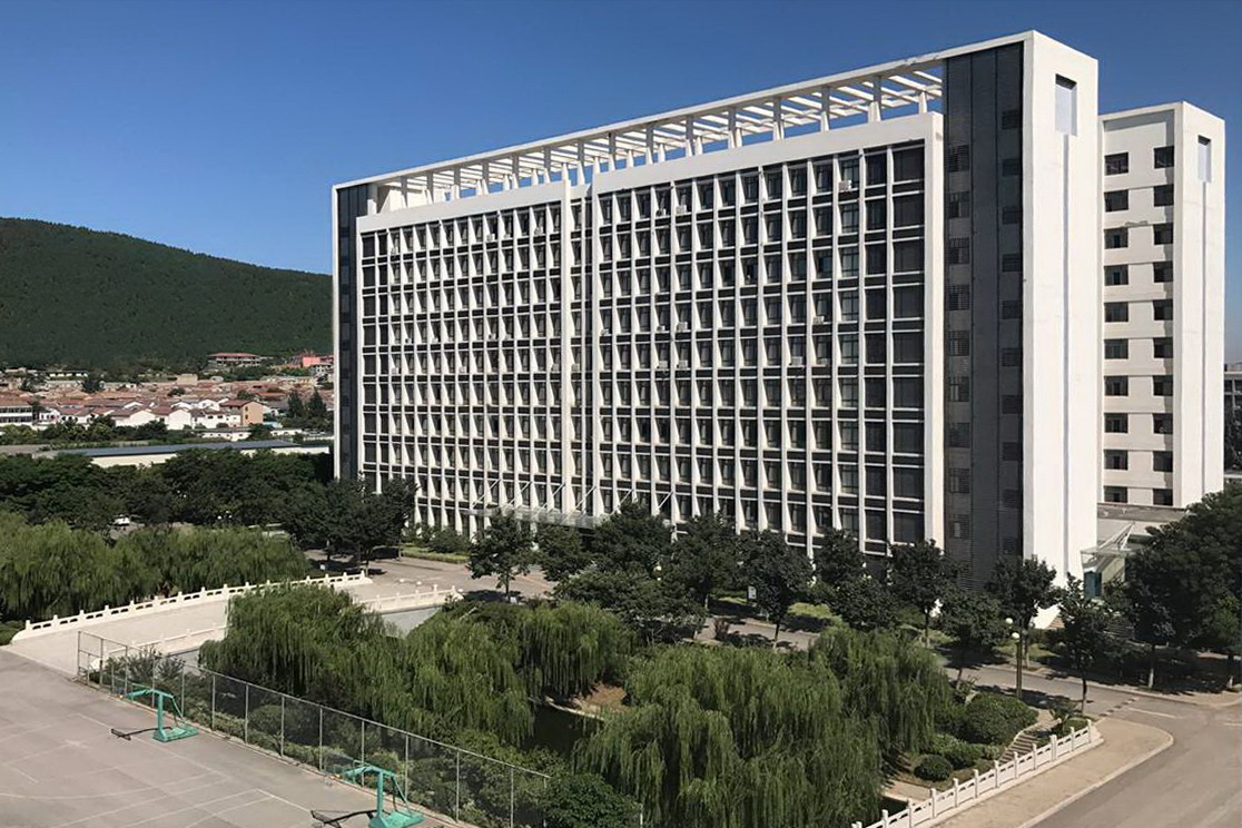 综合楼.jpg